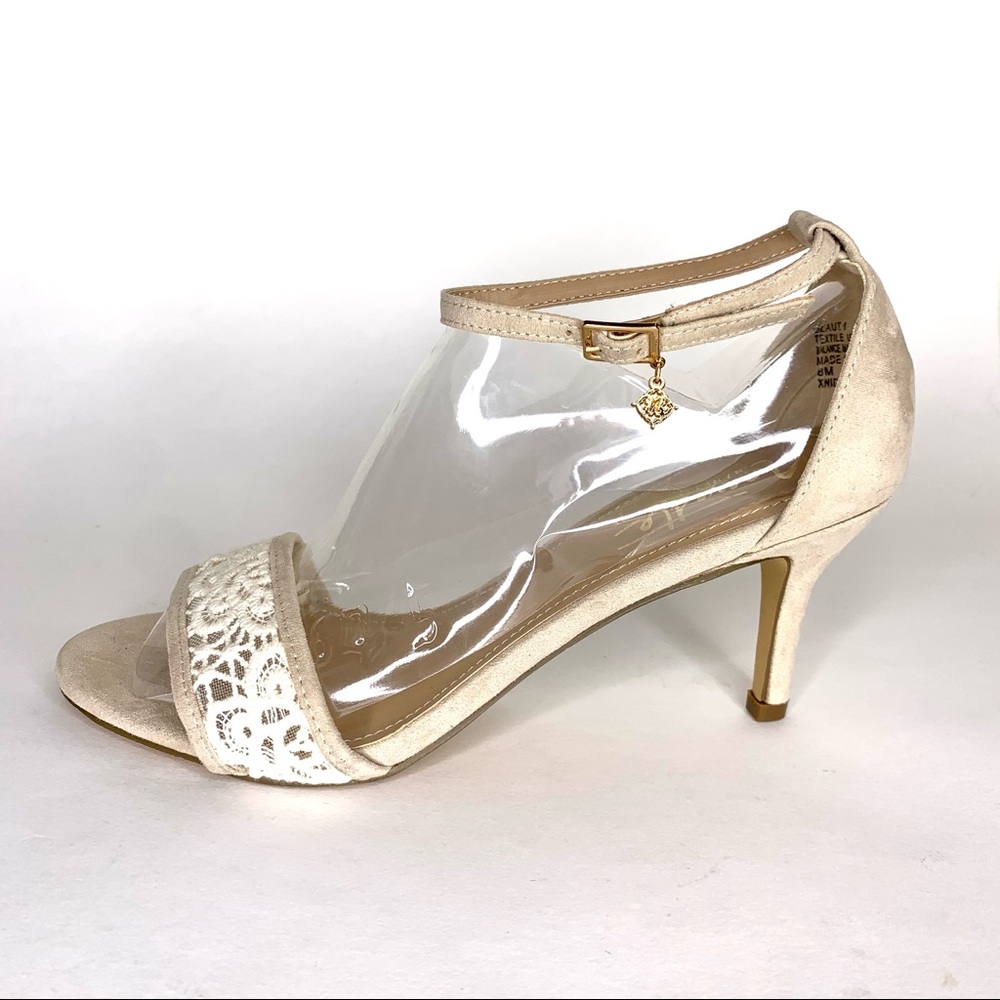Nanette Lepore Beauty Ivory Crochet Ankle Strap Heels Sandals Size 8 Boho Chic